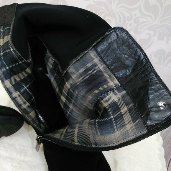 Aquatalia Black Suede Stretch Ankle Boots Womens 9.5 Heels Buckle Side Zip - Picture 12 of 12